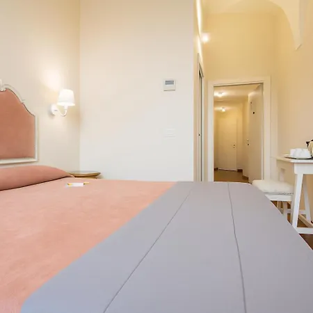 Quattro Cantoni סיינה