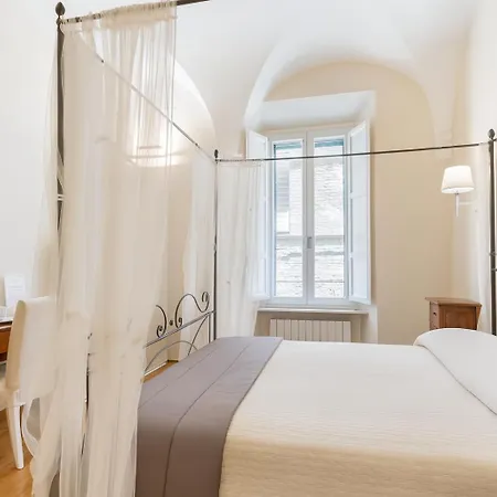 Pensionat Quattro Cantoni 4*