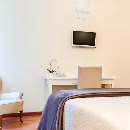 Quattro Cantoni 4* سيينا