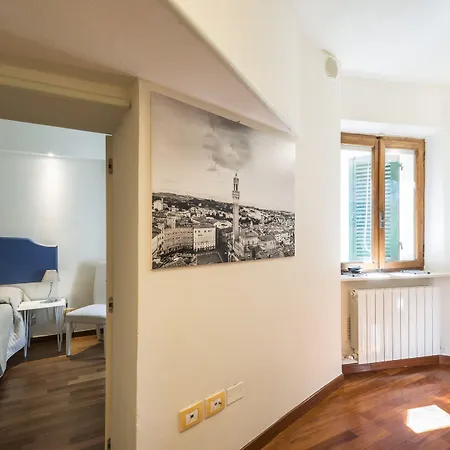 Πανσιόν Quattro Cantoni 4*