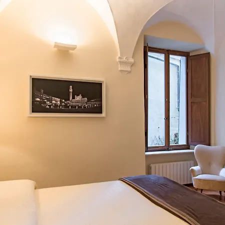 Quattro Cantoni 4* Sienne