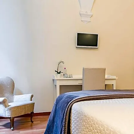 Guest house Quattro Cantoni 4*
