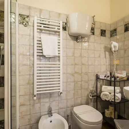 Guest house Quattro Cantoni 2*