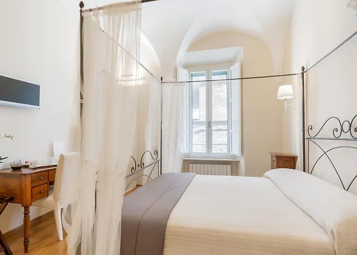 Pensionat Quattro Cantoni 4*