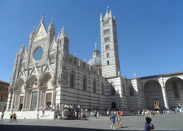 奎特洛坎托尼酒店 4*