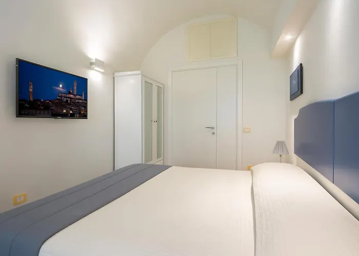 Quattro Cantoni 4* Siena