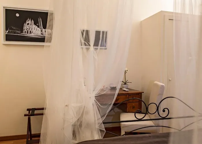 Casa de hóspedes Quattro Cantoni 4*